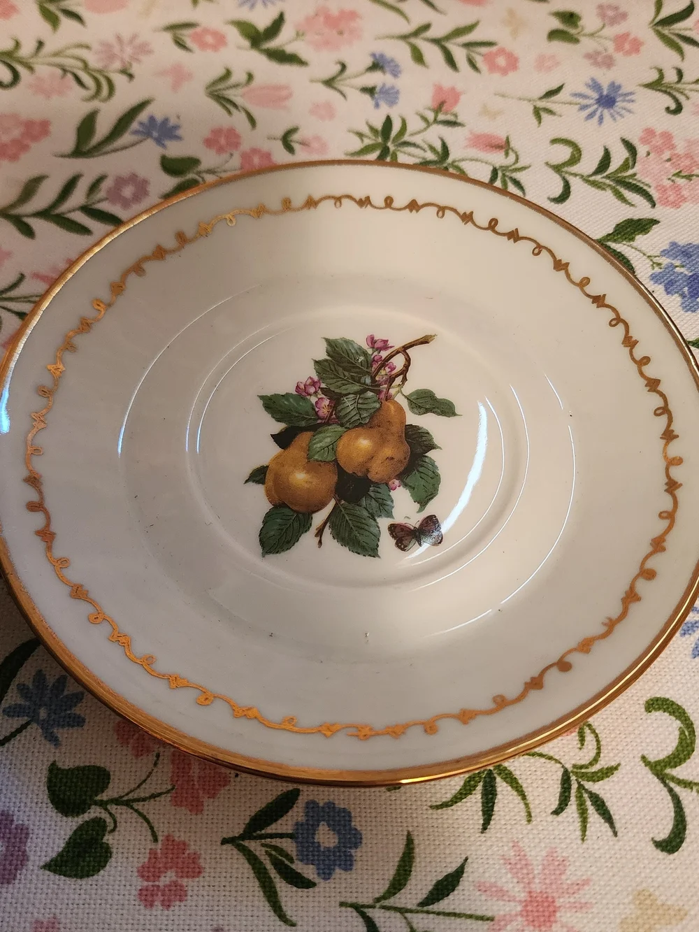 Vintage Vertable Porcelaine Saucers- Set of 6